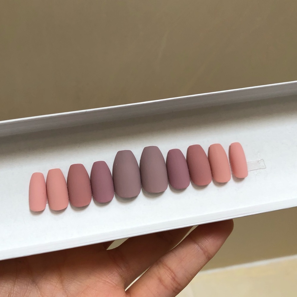 NEW press-in nails